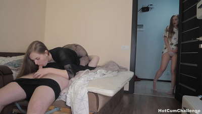 Tabu! Ina zuwa ina kallon Dady yaci momy!